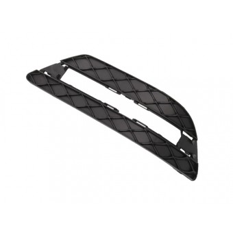 Tampon Izgarası W204 Ön Sol; Kapalı 2011-13